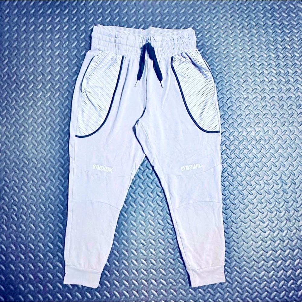 Gymshark women's Movement joggers lilac